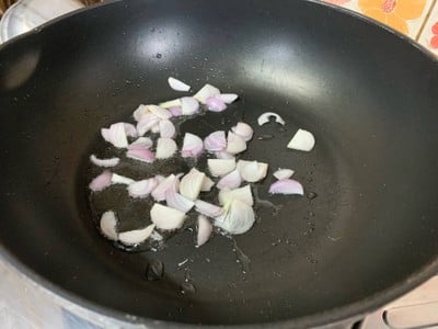 วิธีทำ ข้าวผัดหอยลายปุ้มปุ้ย