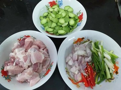 วิธีทำ สะตอผัดกะปิหมูสามชั้น วิธีทำ สะตอผัดกะปิหมูสามชั้น