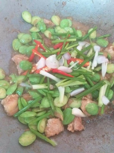 วิธีทำ สะตอผัดกะปิหมูสามชั้น วิธีทำ สะตอผัดกะปิหมูสามชั้น