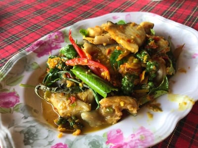 ผัดฉ่าปลาคัง