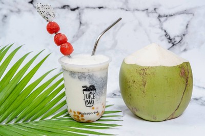 น้ำมะพร้าวนมสดปั่น