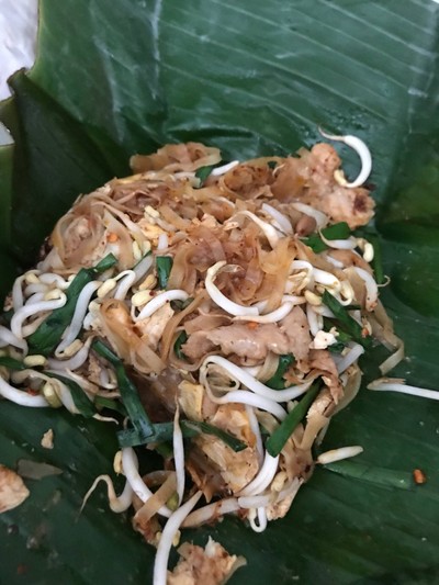 หมี่ผัดโคราชแมนโร่