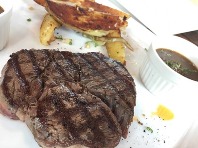 สเต็กเนื้อสันนอกออสเตรเลีย