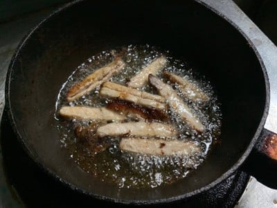 วิธีทำ หมูหมักกระเทียมพริกไทย วิธีทำ หมูหมักกระเทียมพริกไทย