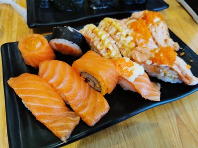 อาหาร หรือ เครื่องดื่ม