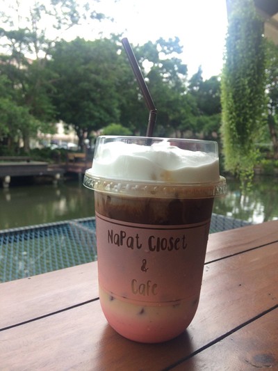 สตรอเบอร์รี่ลาเต้