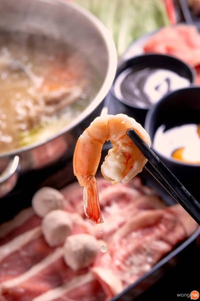 มาดามโฮ เฟอหม้อไฟ (หน้ามอศิลปากร) มาดามโฮ เฟอหม้อไฟ (หน้ามอศิลปากร)