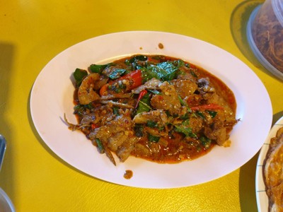 หมูป่าผัดเผ็ด