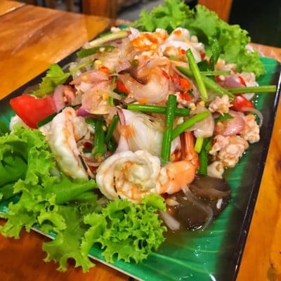 แม่เบญคัลทรี่2 สระน้ำ