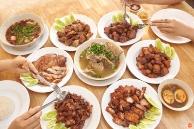 เมนูของร้าน หมูทอดBunBun หมูทอดบันบันซอยรามคำแหง 24