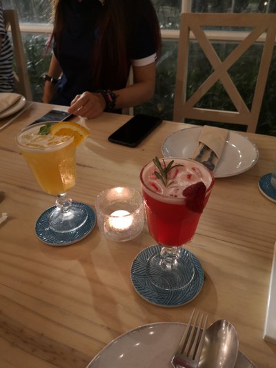 อาหาร หรือ เครื่องดื่ม