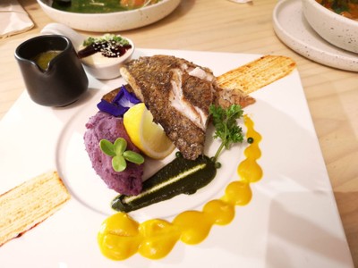 อาหาร หรือ เครื่องดื่ม