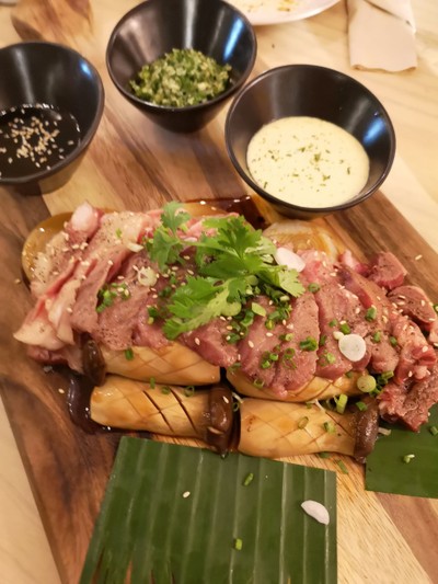 อาหาร หรือ เครื่องดื่ม