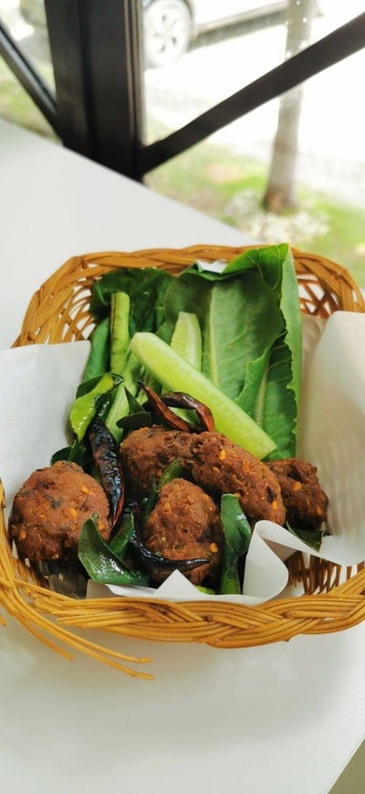 ลายหมูทอด