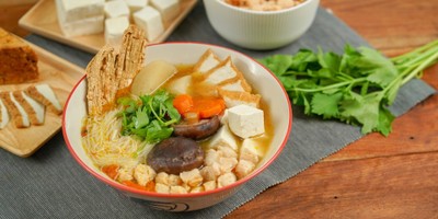 วิธีทำ “ก๋วยเตี๋ยวเห็ดหอมเจ” เมนูอาหารเจร้อน ๆ ต้อนรับเทศกาลกินเจ!