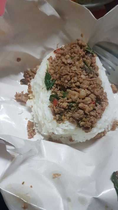 ข้าวราดกะเพราหมูสับ
