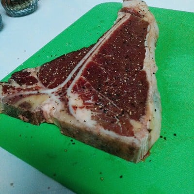 วิธีทำ T-Bone Steak พริกไทยดำ วิธีทำ T-Bone Steak พริกไทยดำ