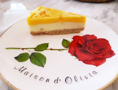 Yuzu cheesecake