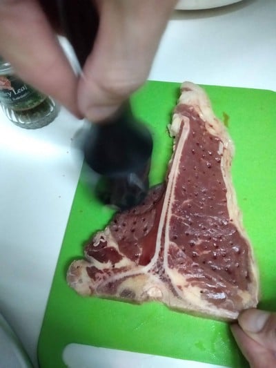 วิธีทำ T-Bone Steak พริกไทยดำ
