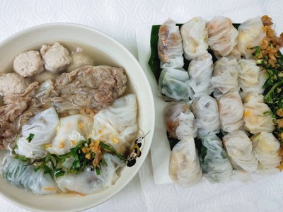 เมนูของร้าน ก๋วยเตี๋ยวปากหม้อ บ้านอุ๊ย