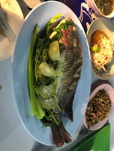 ปลานิลนึ่ง 120.- ตัวใหญ่ ต้องกินให้หมด