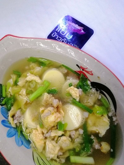 ต้มจืดไข่น้ำเต้าหู้หมูสับ🥚