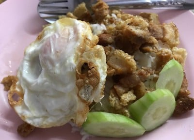 เมนูของร้าน ครัวสมศรี อาหารตามสั่ง