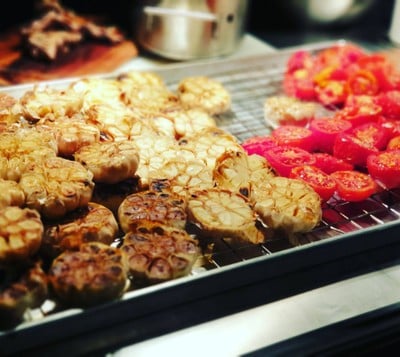 อาหาร หรือ เครื่องดื่ม