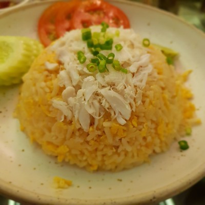 ข้าวผัดปู