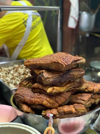 เมนูของร้าน ก๋วยจั๊บ อ้วนโภชนา สัมพันธวงศ์