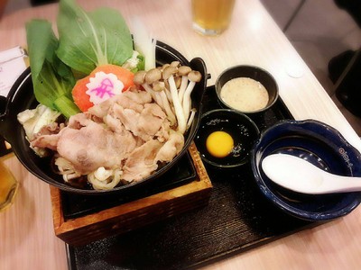 บูตะสุกี้นาเบะ
