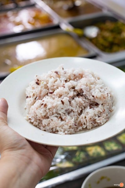 อิ่มจัง ข้าวแกงบุฟเฟ่ต์ 10 บาท