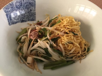 บะหมี่หน้าไก่