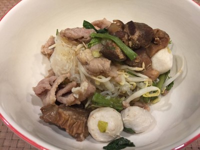 ก๋วยเตี๋ยวหมูน้ำข้น