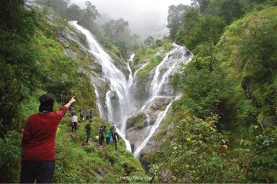 ตามล่าหาหัวใจที่...น้ำตกปิตุ๊โกร