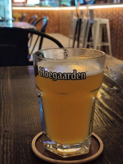 อาหาร หรือ เครื่องดื่ม