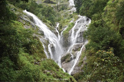 ตามล่าหาหัวใจที่...น้ำตกปิตุ๊โกร