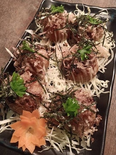 บาร์อาหารญี่ปุ่น หลากหลายรายการทั้งปิ้งและทอด