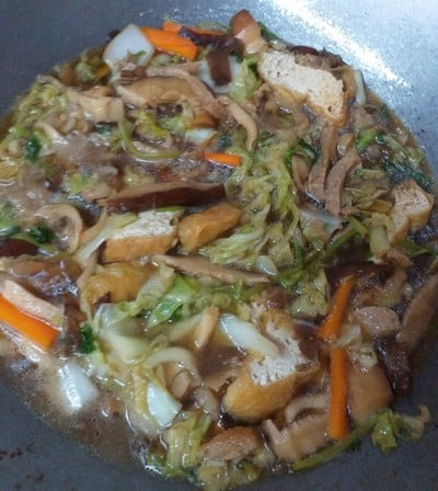 วิธีทำ ต้มจับฉ่ายเห็ดสามอย่าง(อาหารเจ)