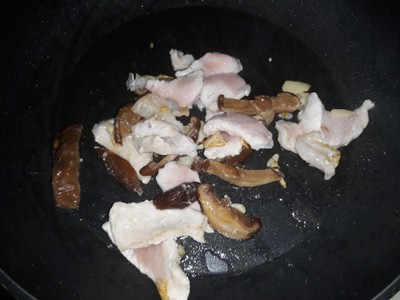 วิธีทำ ผัดยากิโซบะหมู วิธีทำ ผัดยากิโซบะหมู