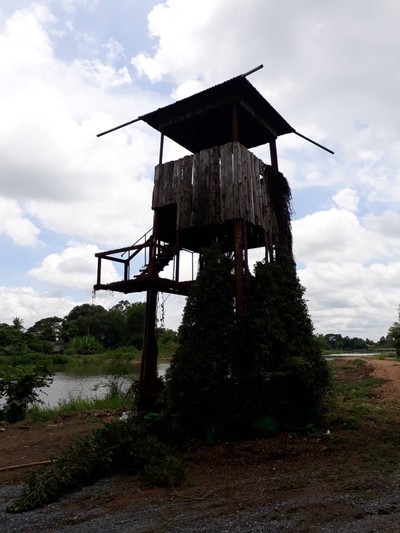 หอสูงริมน้ำ