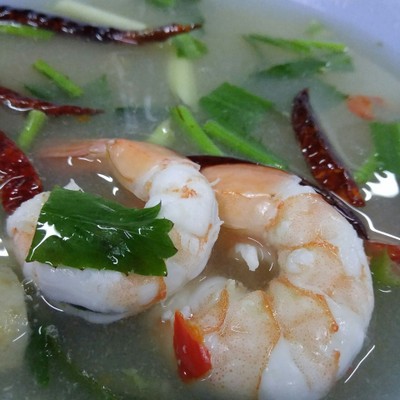 ต้มย้ำกุ้งน้ำใส