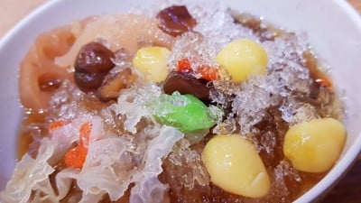 แปดเซียน (แนะนำทานคู่กับน้ำลำไย)