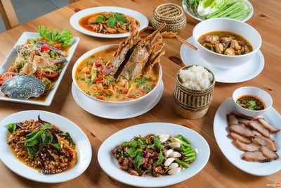 3ช เชิญ ชวน ชิม (3Chor Chern Chuan Chim) 3ช เชิญ ชวน ชิม (3Chor Chern Chuan Chim)