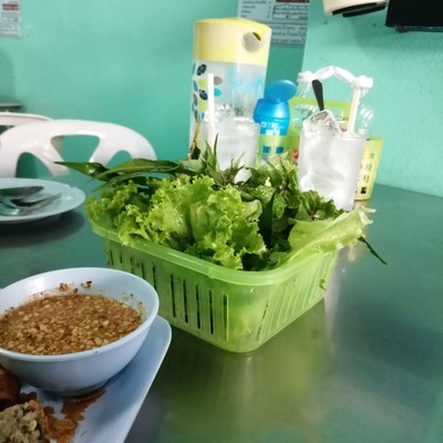 อาหาร หรือ เครื่องดื่ม