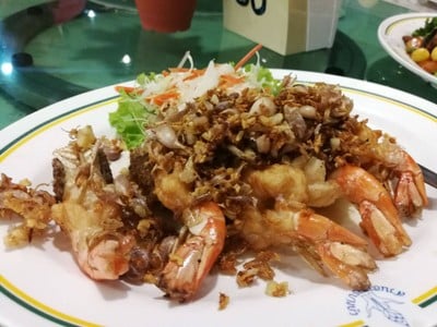 กุ้งทอดกระเทียม