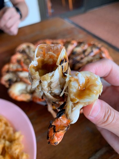 กุ้งเผาขนาด 300-400 บ./กก.