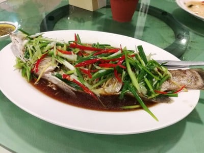 ปลากะพงนึ่งซีอิ๋ว