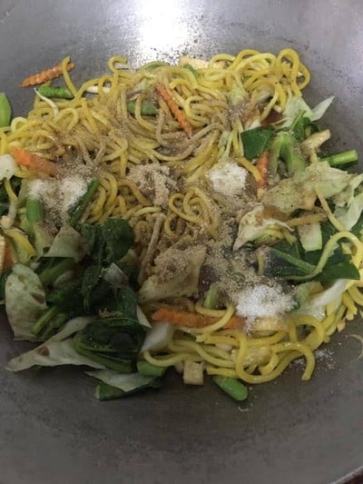วิธีทำ “ผัดหมี่เจ" วิธีทำ “ผัดหมี่เจ"