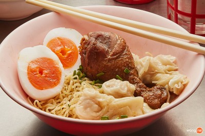 เมนูของร้าน นายดำ บะหมี่เกี๊ยวข้าวหมูแดง สาขา1 อ่อนนุช